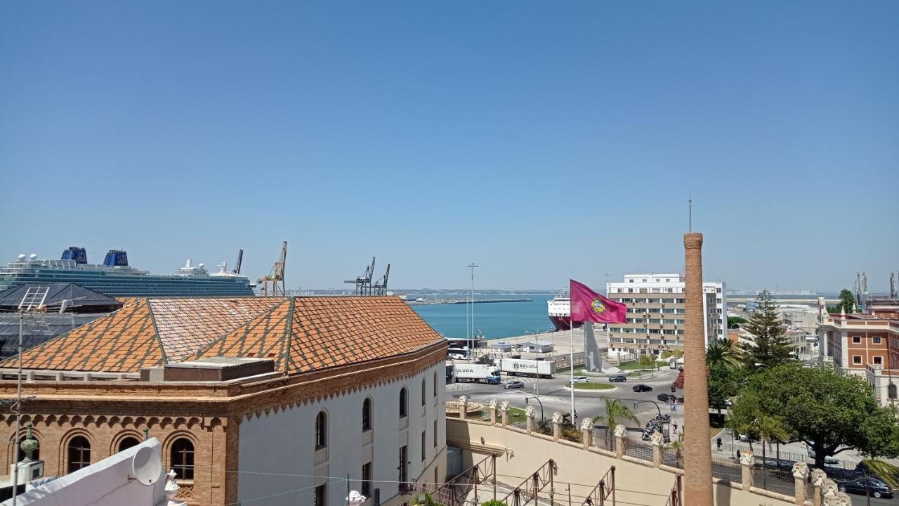 Apartamentos Plaza Santo Domingo Cadiz Exterior photo